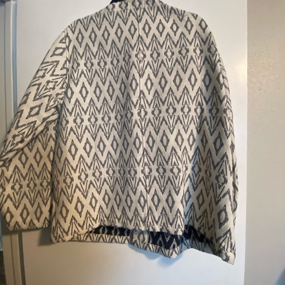 Patrick Winget two thousand never shacket. XL - Picture 2 of 2